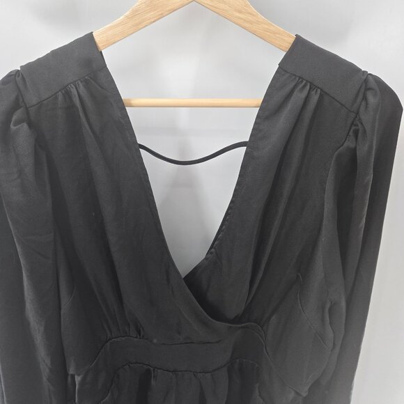 Torrid Black Surplice Satin V-Neck Cut Out Long Sleeved Blouse Size 1/1x 14-16 - Picture 4 of 14